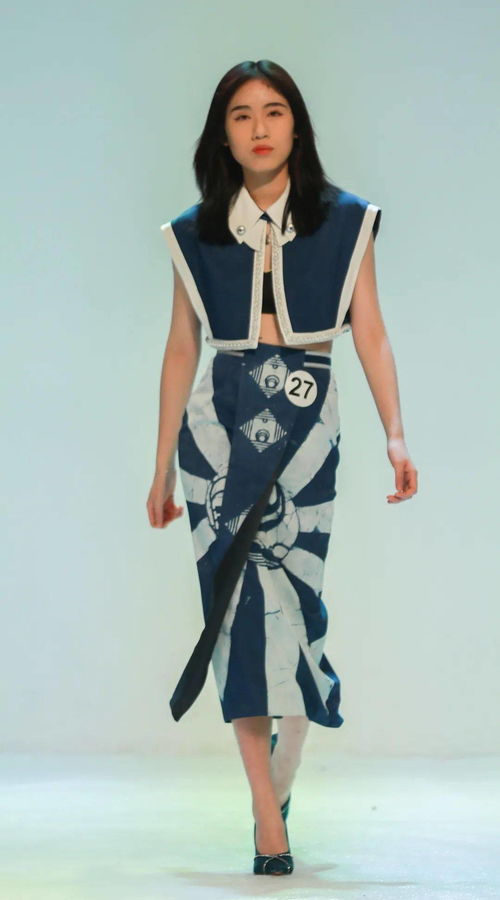 2022年東華大學(xué)服裝與藝術(shù)設(shè)計(jì)學(xué)院研究生畢業(yè)設(shè)計(jì)作品驚艷亮相，彰顯時(shí)尚新生力量